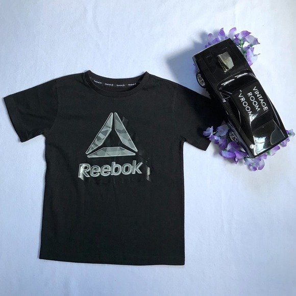 Reebok NWOT Performance Outfit For Boys 6 - Picture 2 of 6